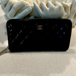 Chanel wallet
